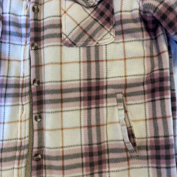 Cute pink white plaid sherpa button up with pockets Large - Picture 4 of 6